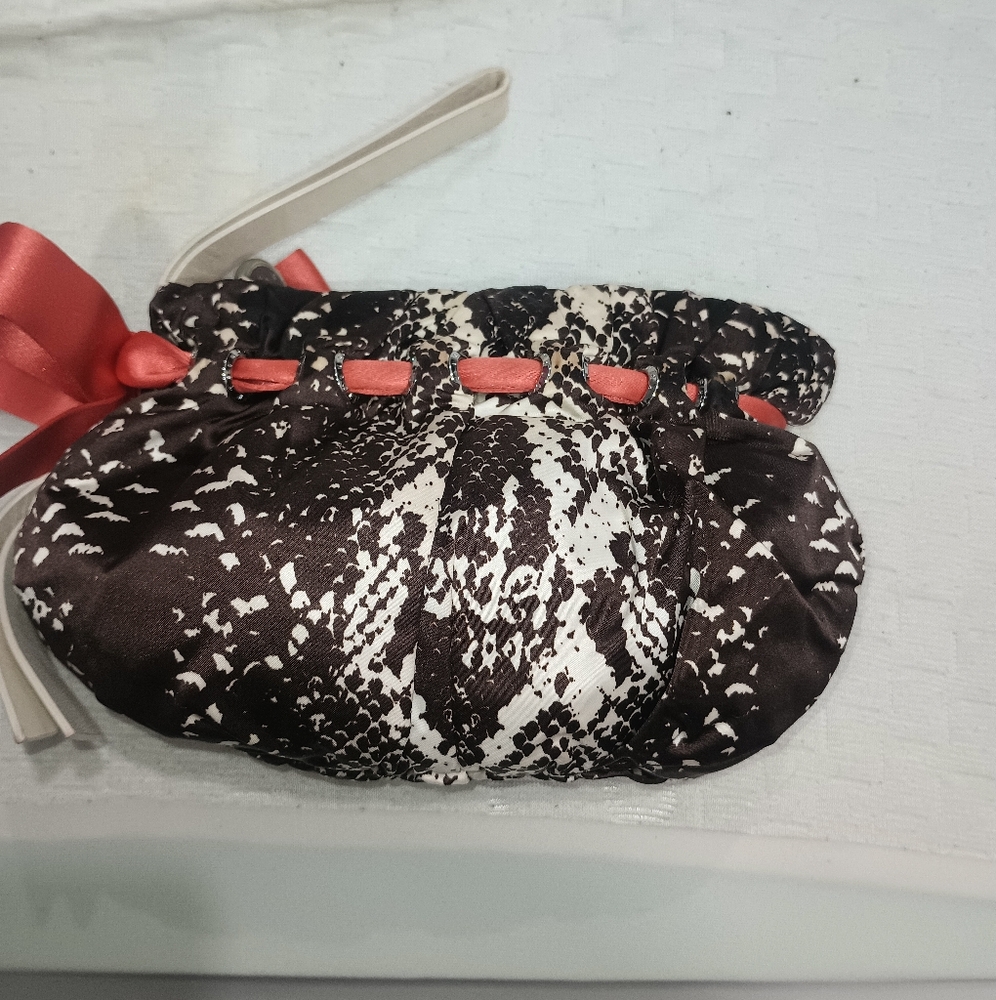 Henri Bendel